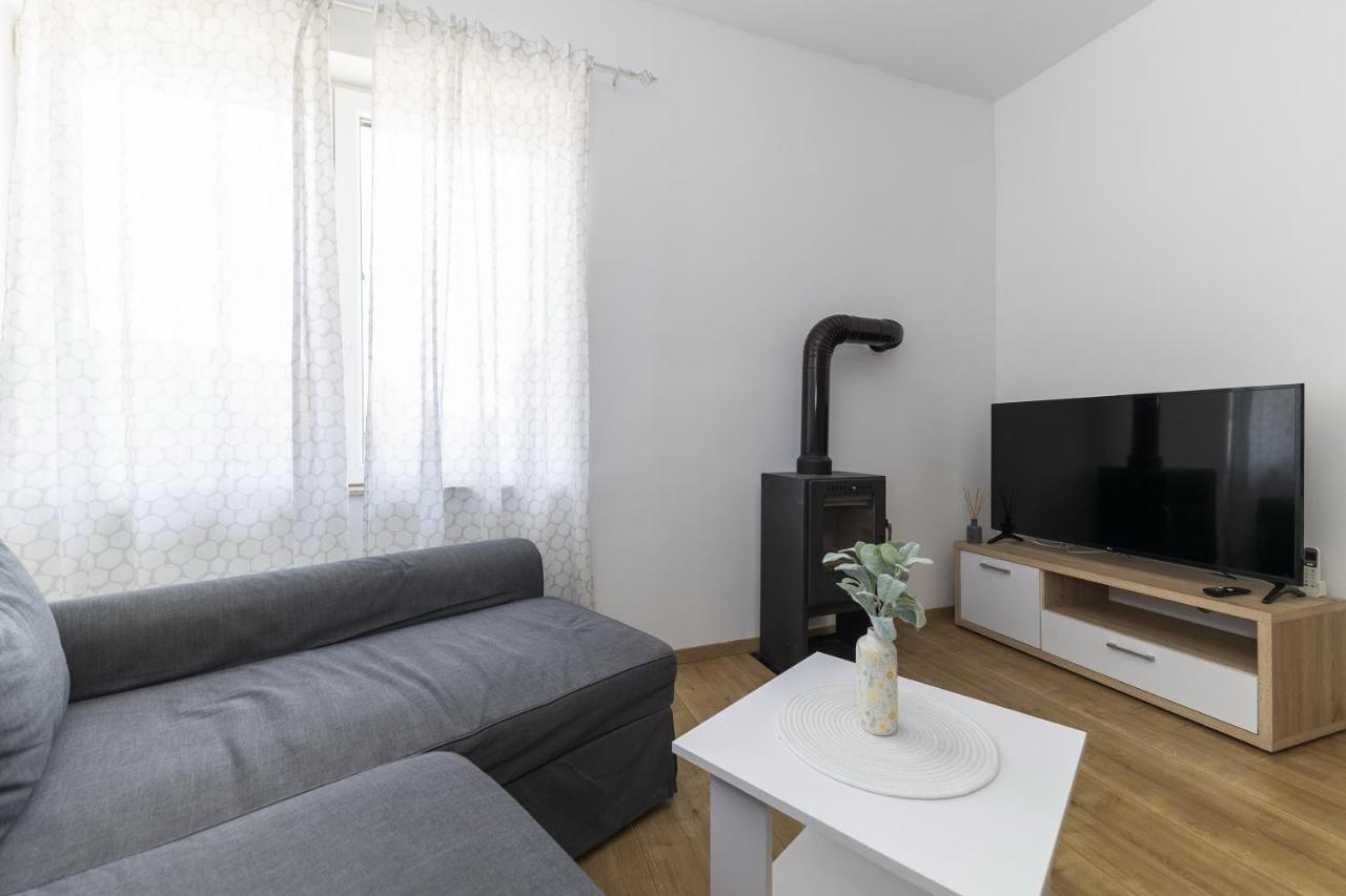 Apartment 23 And 25 With Free Private Parking Zadar
