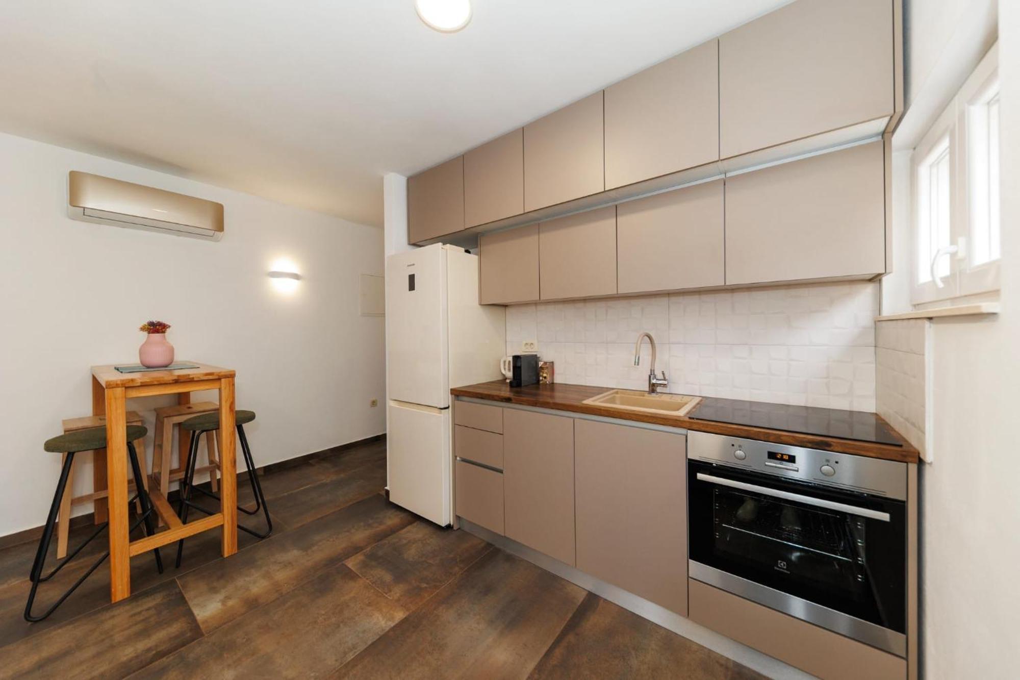Apartment 23 And 25 With Free Private Parking Zadar